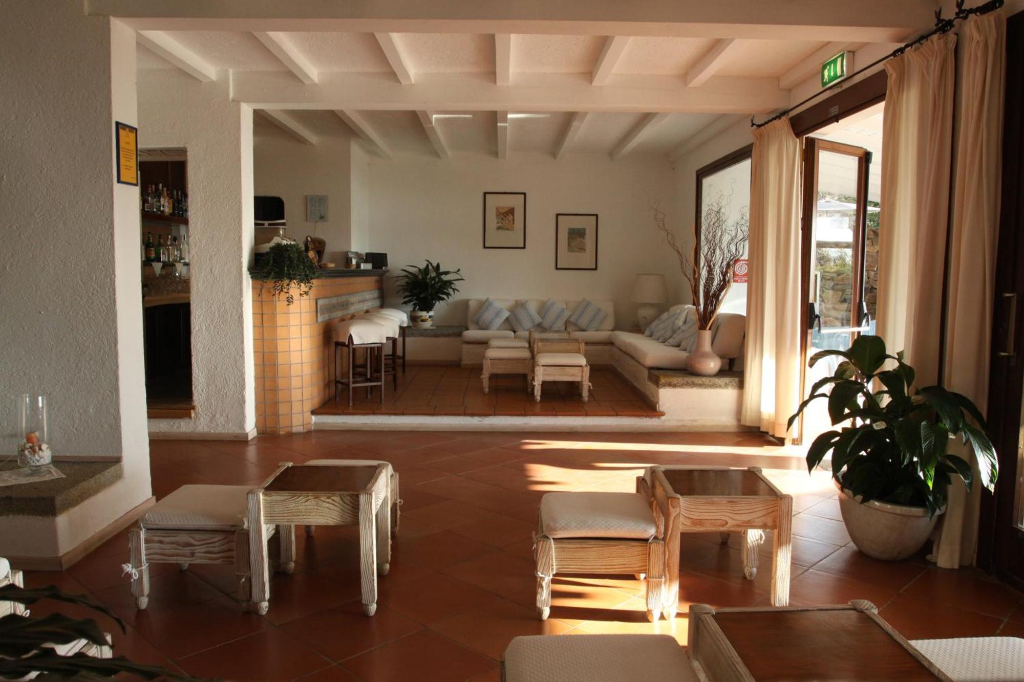 Ihr Hotel San Paolo Porto San Paolo  Ngoại thất bức ảnh