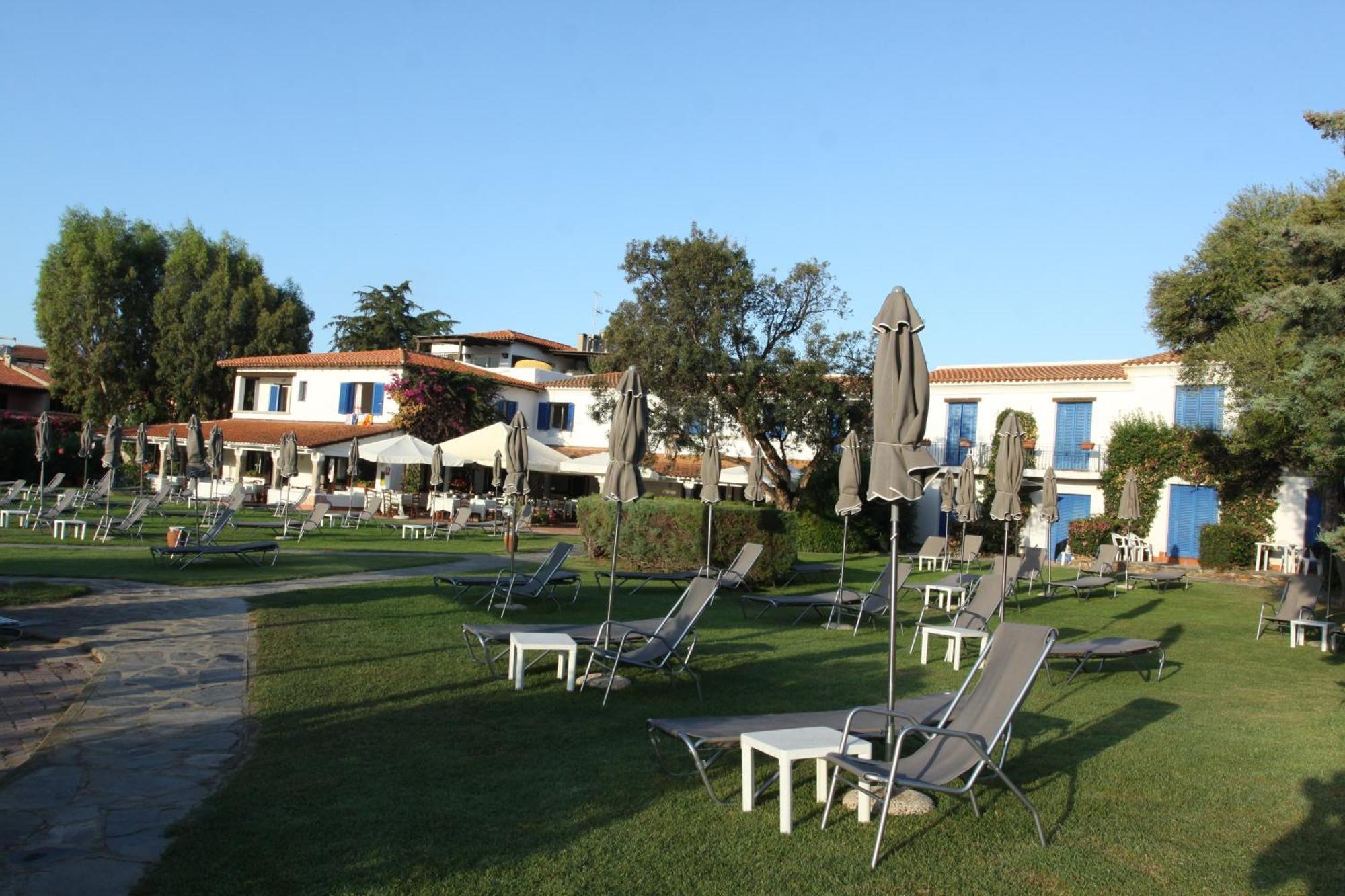 Ihr Hotel San Paolo Porto San Paolo  Ngoại thất bức ảnh