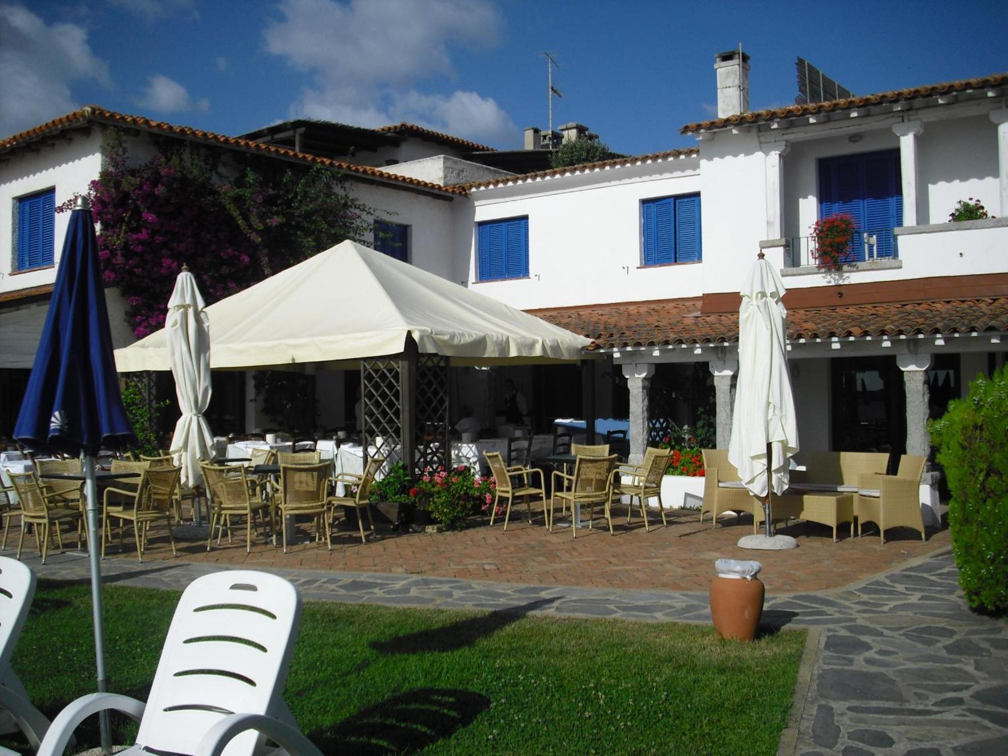 Ihr Hotel San Paolo Porto San Paolo  Ngoại thất bức ảnh